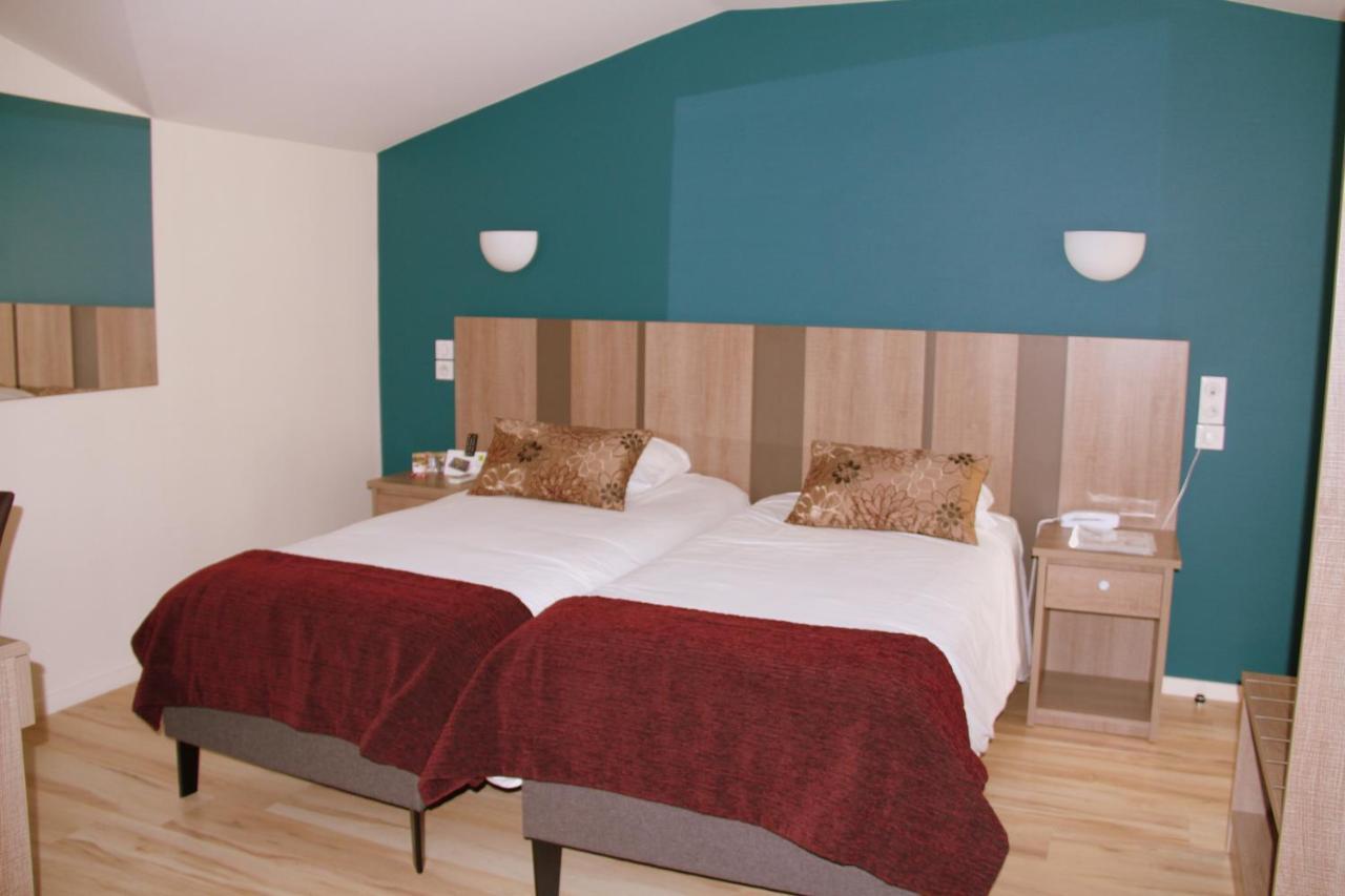 Logis Hotel Restaurant Le Grand Turc L'Oie Luaran gambar